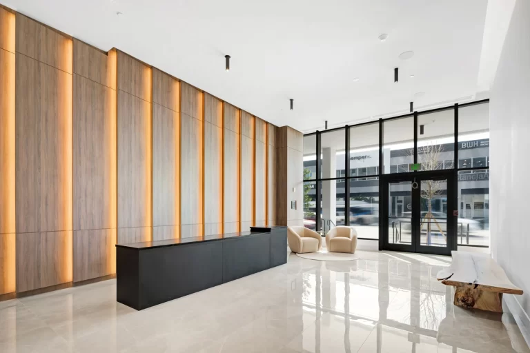 LG109869-MLS